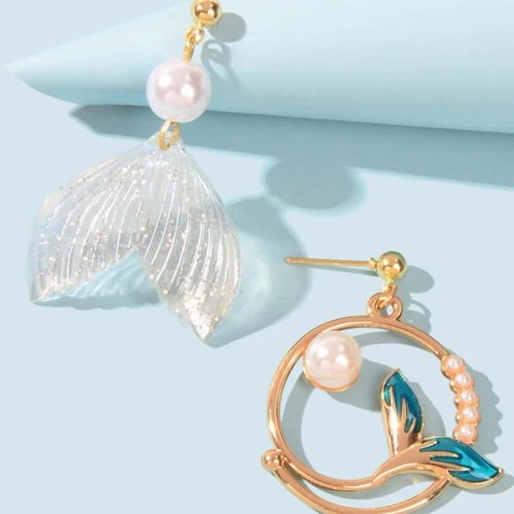 Mermaid Fish Tail Mismatched Charm Drop Earrings - Picture 3 of 4